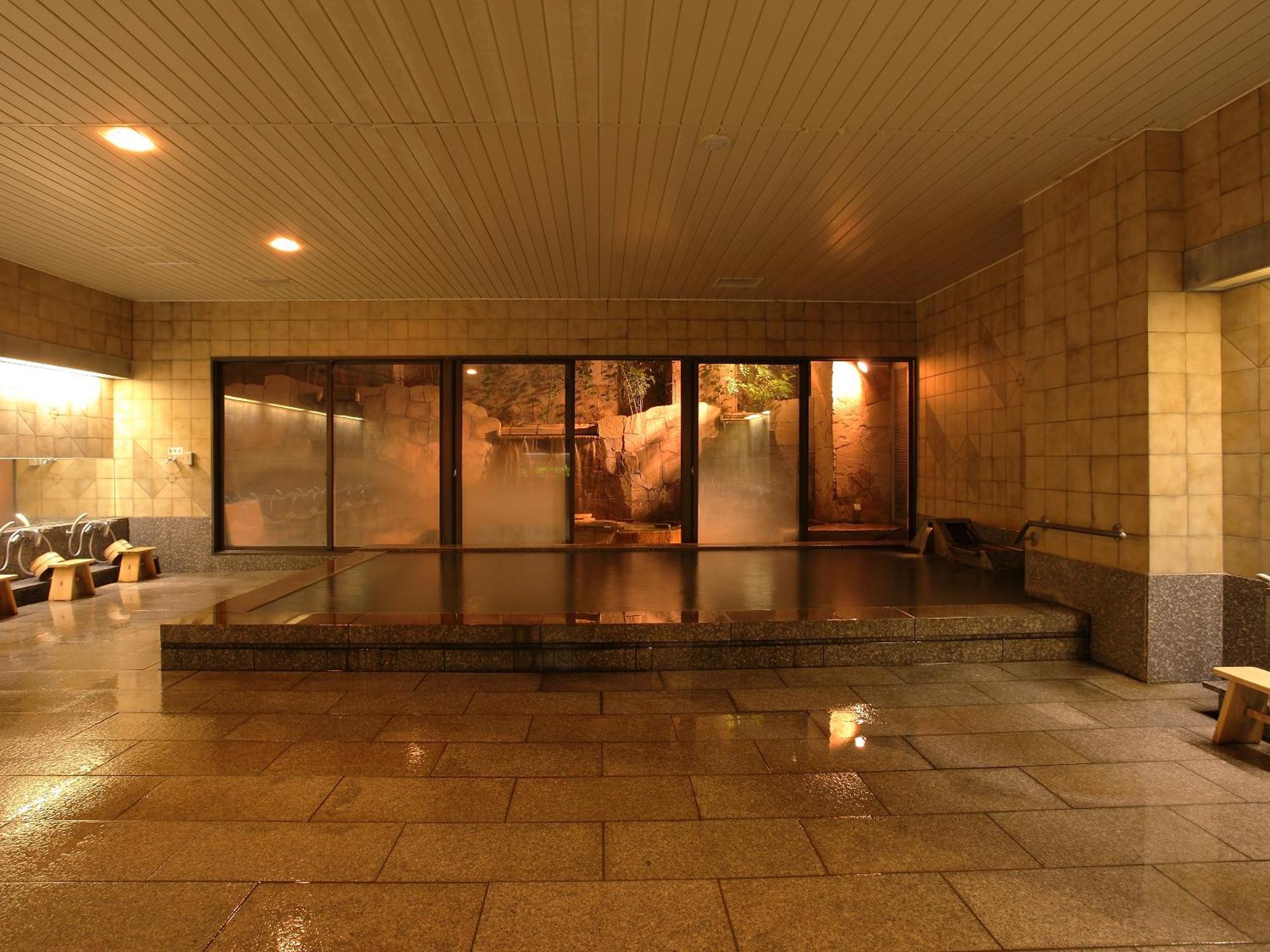 Nagoya Crown Hotel Exterior photo